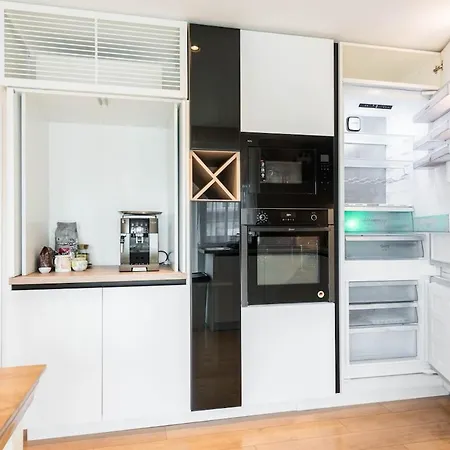 Belcanto 2 Bedroom Near The Opera House ヴァルナ